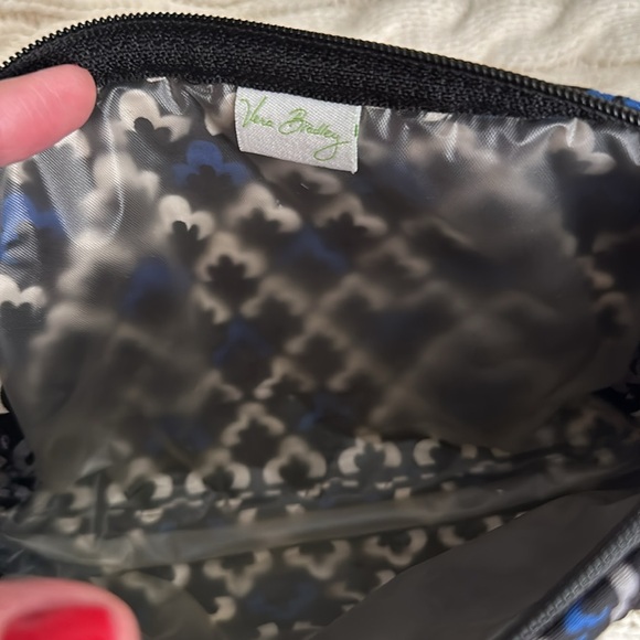 Vera Bradley small pouch - Picture 2 of 6